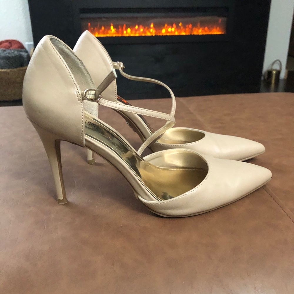 Jennifer Lopez Nude Strap Heels